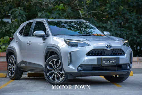 TOYOTA YARIS CROSS XS 2023