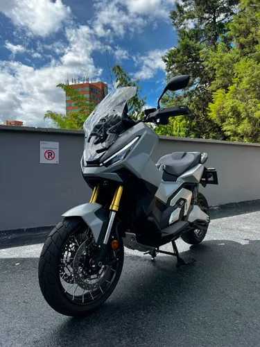 HONDA X-ADV 750 2025