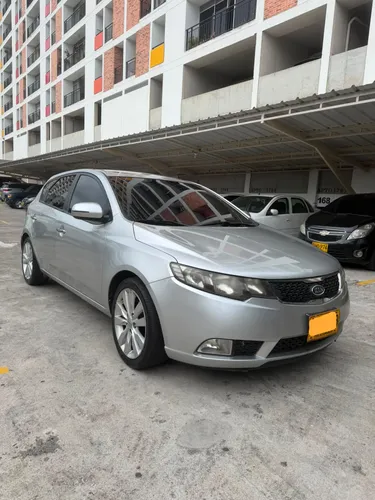 Kia cerato forte sx