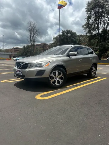 Volvo XC60 T6 2013