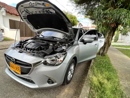 Mazda 2 Sport Touring 2020