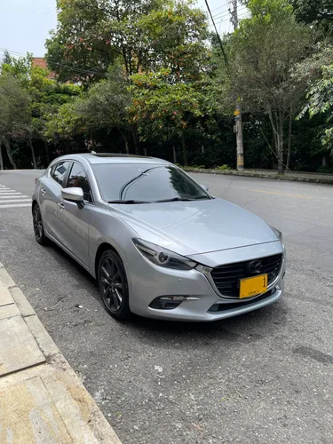 Mazda 3 Grand Touring LX 2018 hatchback
