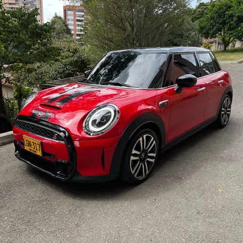 Mini Cooper S chilli at 2.0 turbo automático Modelo 2022 Con 17.700Kms