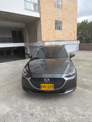 Mazda 2 touring 2022