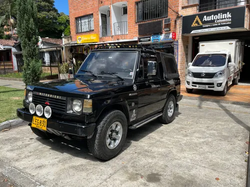 Mitsubishi Montero L042 GFSL Carpado 2.6 1983