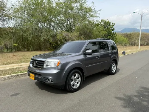 HONDA PILOT 2015 BLINDADA AUTOMÁTICA 8 puestos