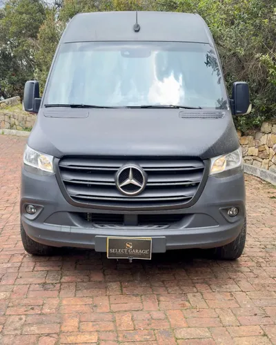 Mercedes-Benz Sprinter Executive