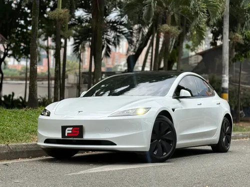 TESLA MODEL 3 RWD 2026