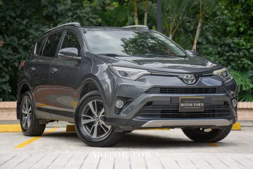 TOYOTA RAV4 STREET 2017