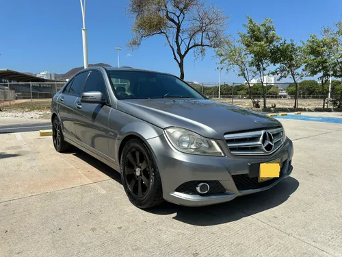 Mercedes Benz C180 CGI BLUEEFICIENCY