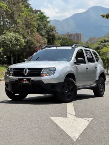 Renault Duster 1.6 mecánica 2021