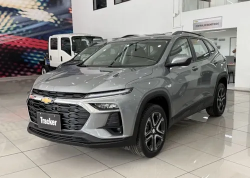 CHEVROLET TRACKER LS AT