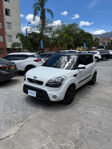 KIA SOUL LX LX