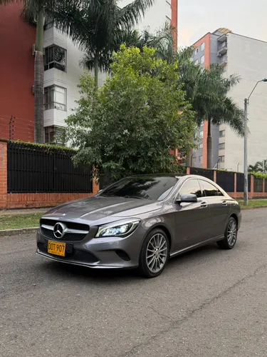 MERCEDES BENZ CLA 180 2017