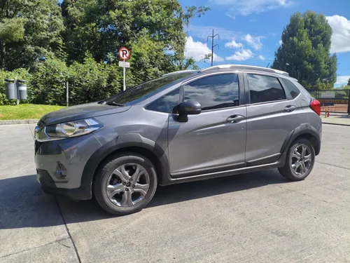 Honda WR-V LX 1.5 MT 2019