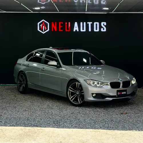 BMW 320i SPORTLINE 2013