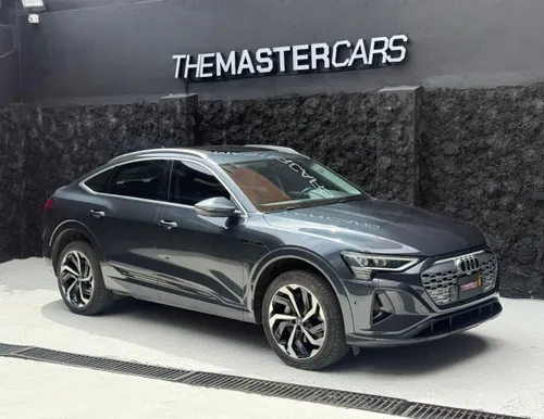 AUDI Q8 E-TRON 55 PRESTIGE