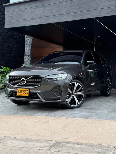 Volvo xc60 2024 híbrida enchufable único dueo