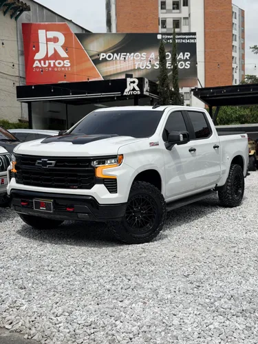 CHEVROLET SILVERADO Z71 4x4 2023