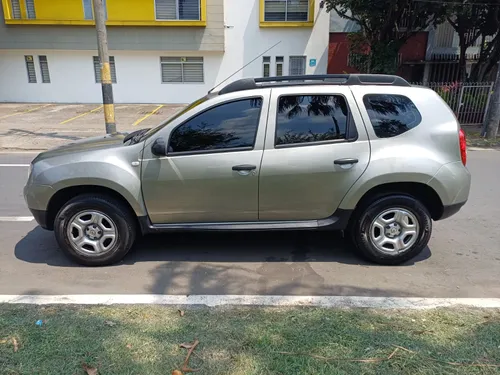 Renault duster expresion 1.6cc mecánico 180 mil kilómetros  chasis al 10