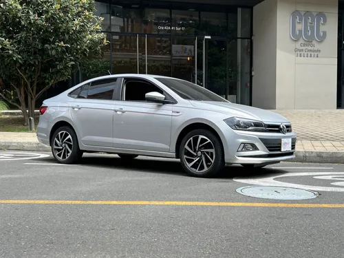 Volkswagen Virtus Highline