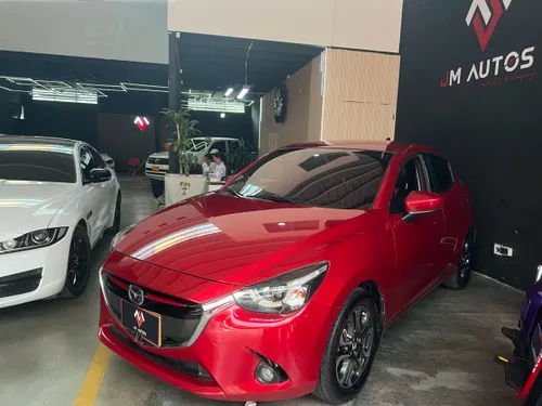 MAZDA 2 GRAND TOURING  MODELO 2016 VENDO O PERMUTO
