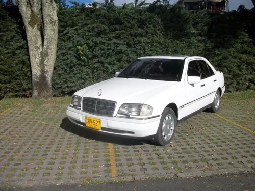Mercedes Benz C280 Elegance 1996 automático blanco