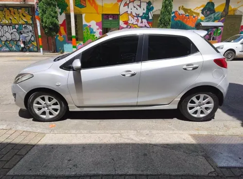 Mazda 2 Hatchback 2014