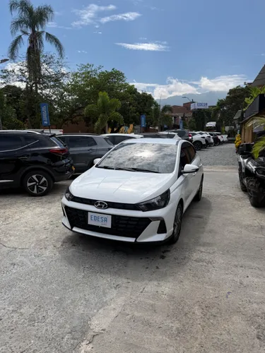 HYUNDAI HB20X GRAVITI