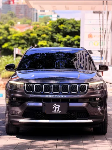 Jeep Compass 1.3T Limited 2024