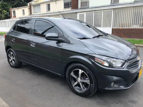 CHEVROLET ONIX LTZ AUTOMÁTICO HATCHBACK
