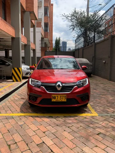 Vendo Renault Sandero Life 2025 17 mil kms.