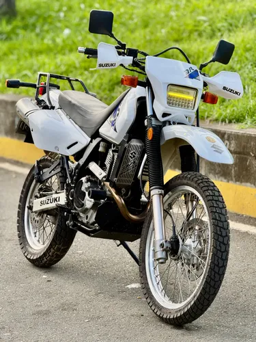 Suzuki DR 650 2015