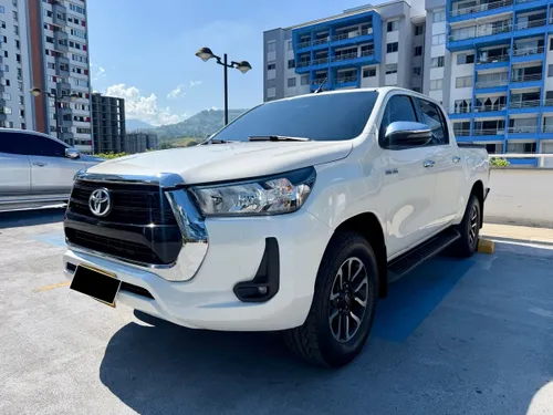 Toyota hilux srv 2021 diesel automática