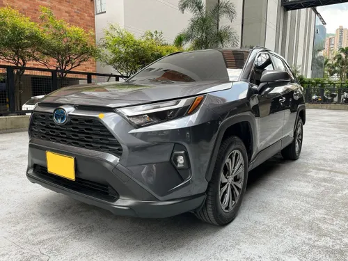 TOYOTA RAV 4 XLE HÍBRIDA 2024
