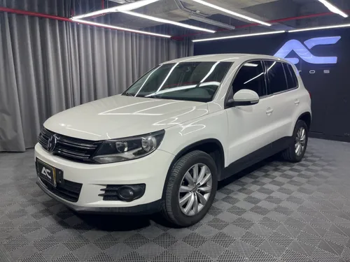 Volkswagen Tiguan 2.0 Sportstyle At