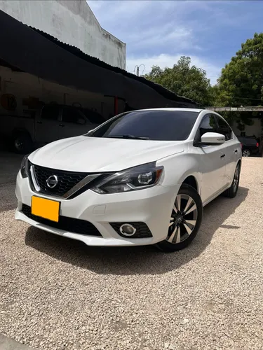 Nissan Sentra Exclusive 2017