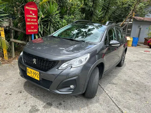 Venta de camioneta Peugeot 2008 modelo 2020 Aut.