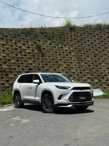 Toyota Grand Highlander Platinum Hybrid Max