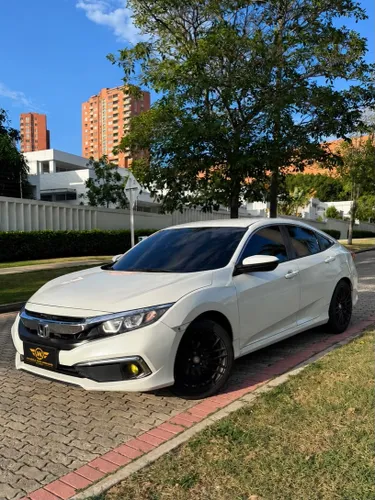 HONDA CIVIC EX CVT 2021