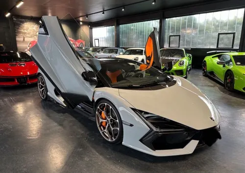 LAMBORGHINI REVUELTO 1-1