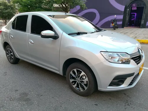 Renault logan 2025