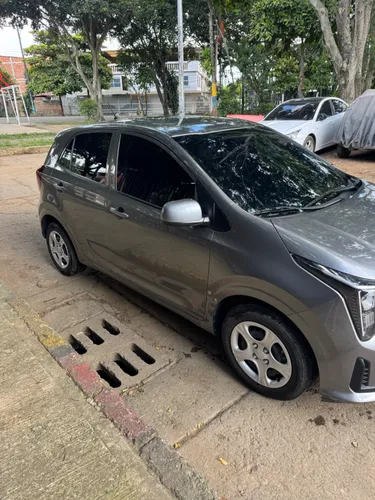 Kia Picanto vibrant 1.0 MT