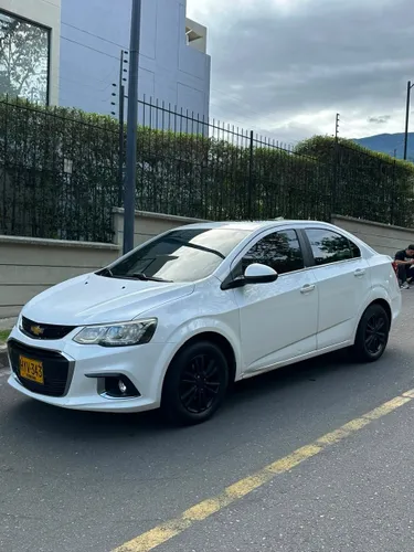 Chevrolet Sonic 2018 cara nueva en perfectas condiciones