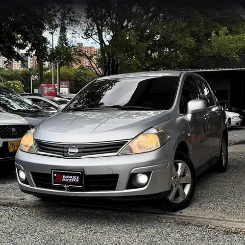 NISSAN TIIDA EMOTION 2011 MT