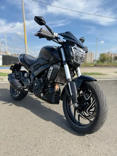 Bajaj Dominar 400 UG 2021 Full accesorios