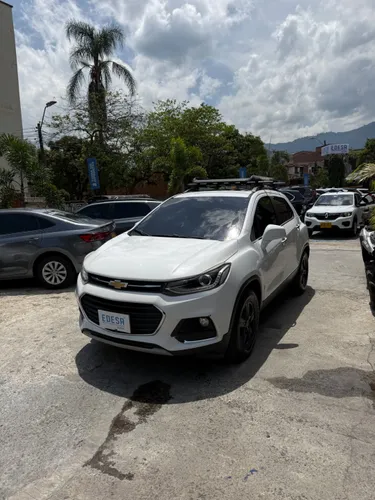 CHEVROLET TRACKER LT