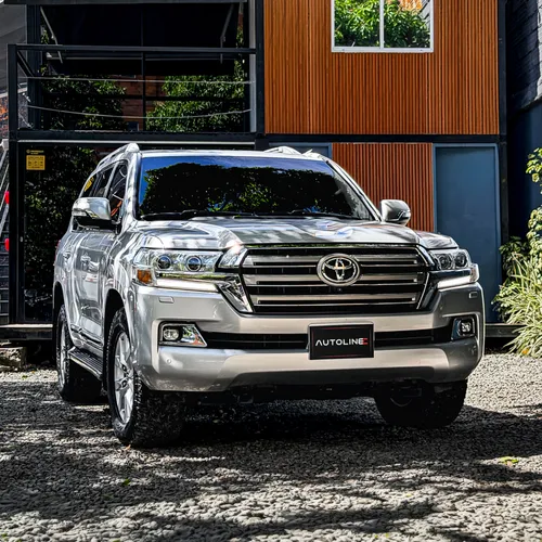 Toyota Land Cruiser LC200 VX 4.5 2019