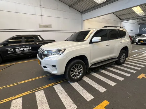 TOYOTA PRADO VX 3.000 4X4 LA MAS FULL