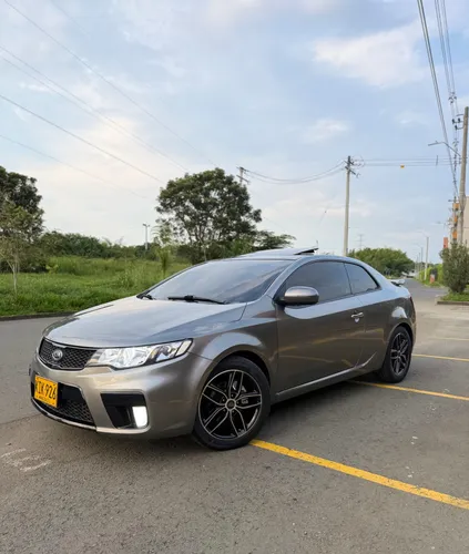 Kia Cerato Koup 2.0 At 2012